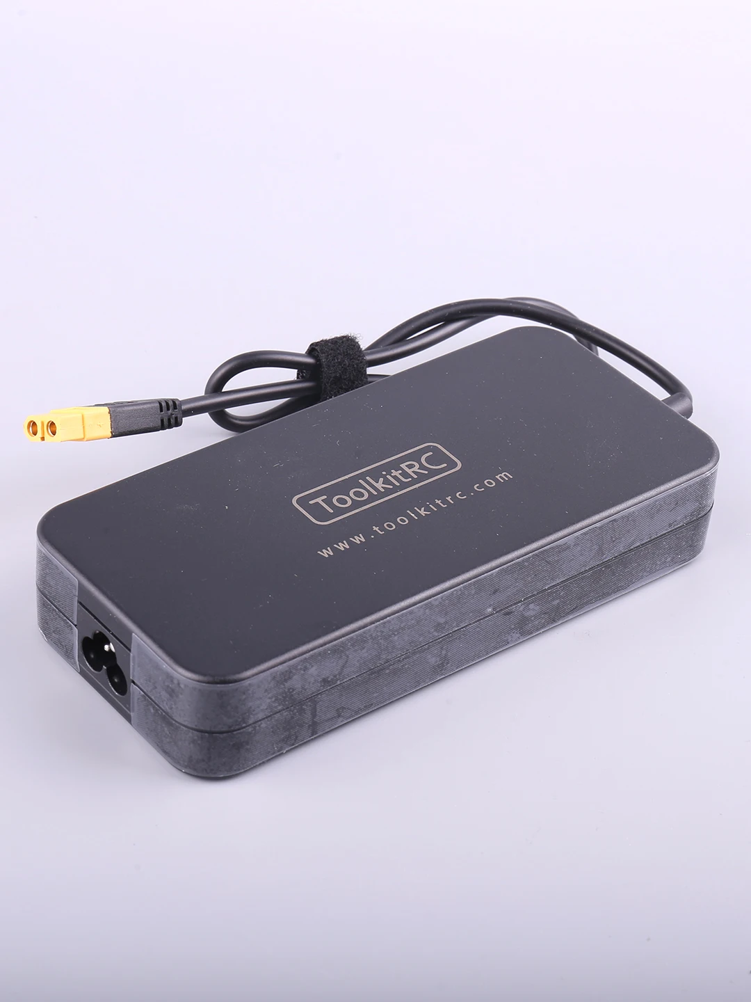 Блок живлення ToolkitRC ADP200 200W 19.5V XT60 - Зображення 4